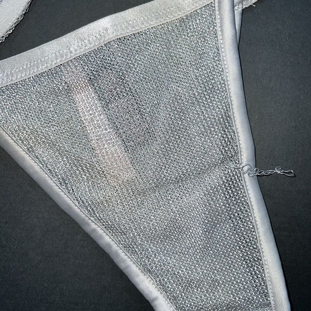 NWT Victoria's Secret unlined 32D BRA SET XS defect itsy panty SILVER gray Chain - Picture 8 of 8